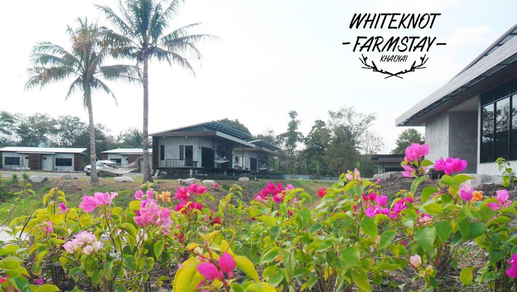 White Knot Khao Yai * Ban Khanong Phra Nua